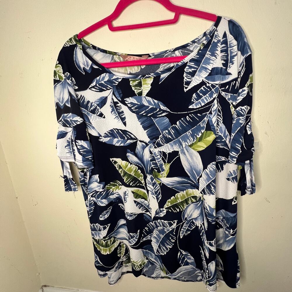 Amana Tropical Palm Leaf Textured Top 2X Stretch Knit Stitch Fix Tie Sleeve